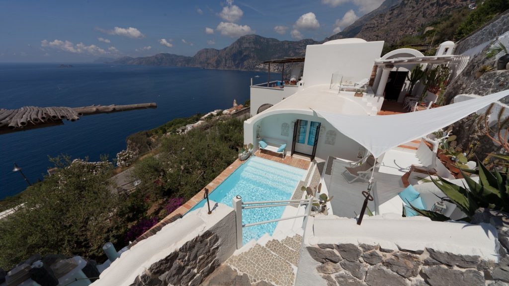 Cliffside view at Villa Madonna di Costantinopoli