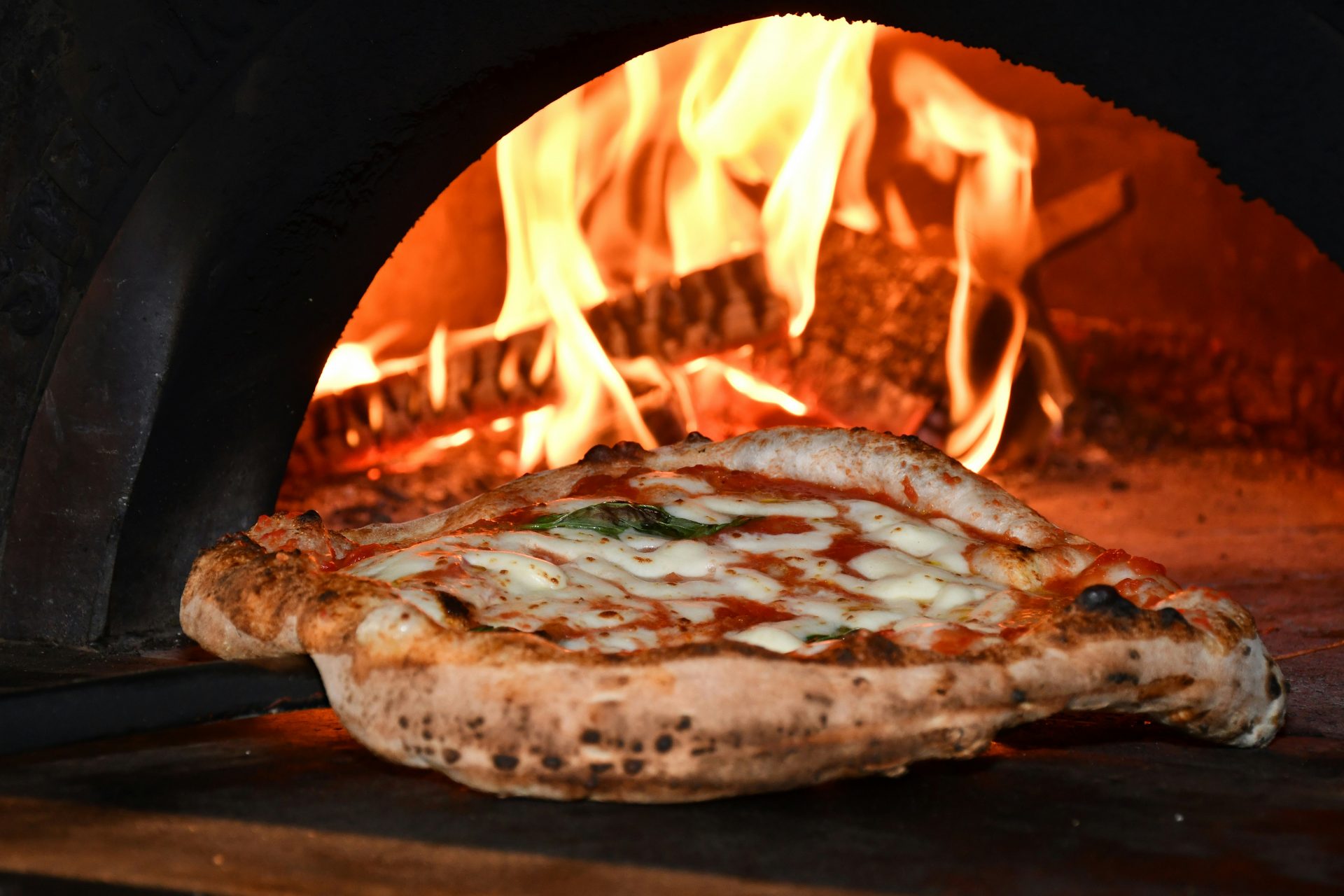 Best pizza in Napoli